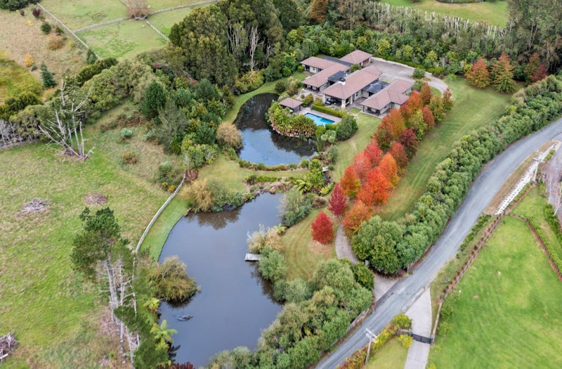 70 Oak Lane, Albany - Carousel 1