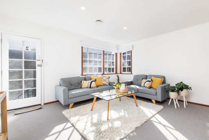 2/276 Stanmore Road, Richmond, Christchurch - Carousel 2