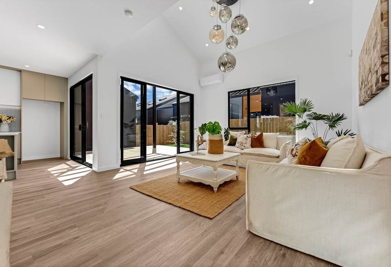 9 Murray Grey Lane, Karaka, Papakura - Carousel 1