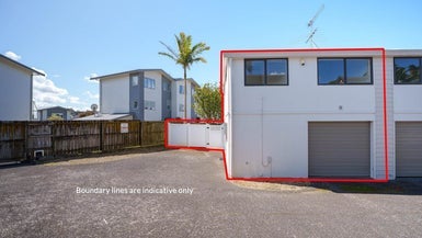 1/35 Fields Parade, Oteha, Auckland - Carousel 1