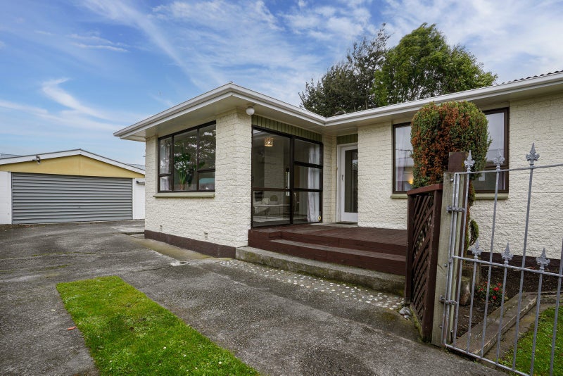 18 Aintree Street, Bishopdale, Christchurch - Carousel 2