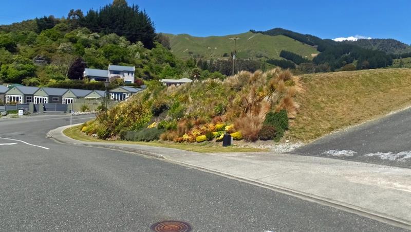 3 Sandridge Terrace, Pōhara, Tākaka - Carousel 1