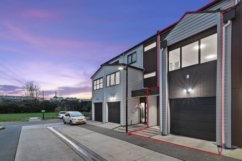 5 Bloom Crescent, Sunnyvale, Auckland - Carousel 1