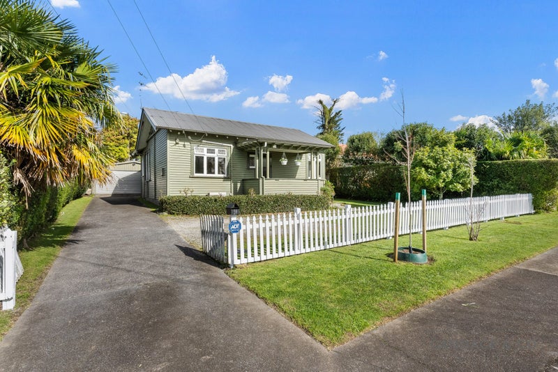 39 Tamaki Avenue, Otahuhu, Auckland - Carousel 1