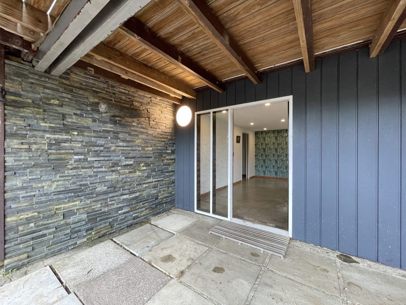 862 West Coast Road, Waiatarua, Auckland - Carousel 25