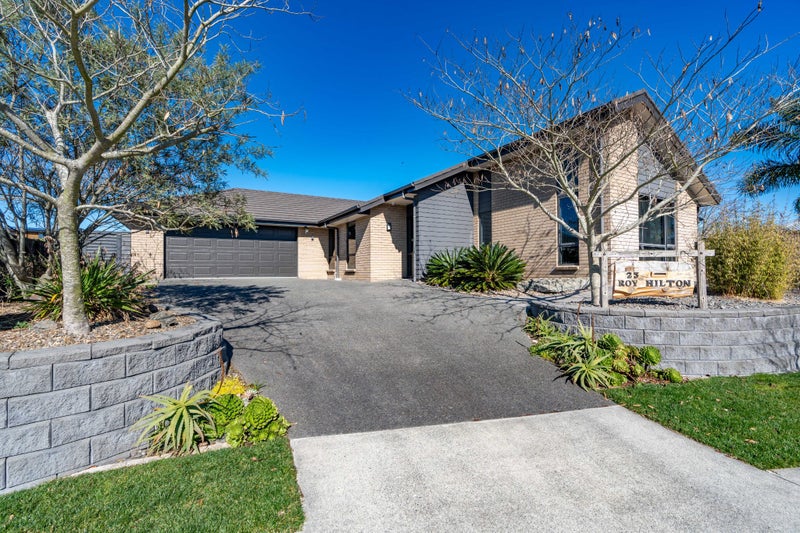 25 Roy Hilton Drive, Flagstaff, Hamilton - Carousel 1