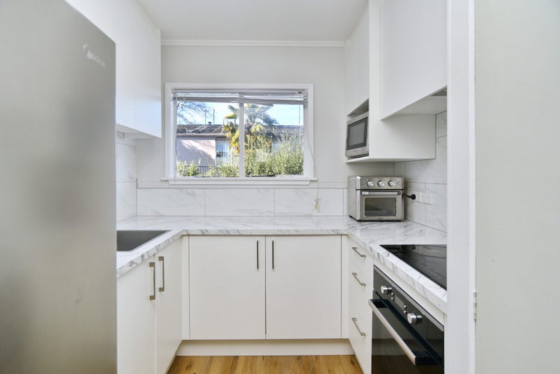 4/524 Armagh Street, Linwood, Christchurch - Carousel 2