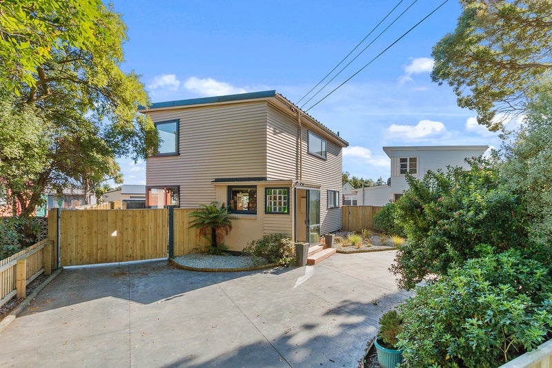 15 Bramwell Street, Dallington, Christchurch - Carousel 1