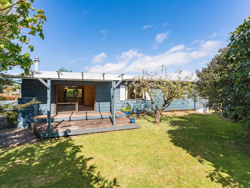 2/38 Heathcote Street, Taupō - Carousel 1