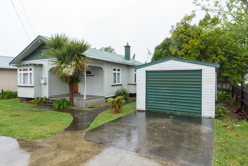 1040 Heaphy Terrace, Fairfield, Hamilton - Carousel 2
