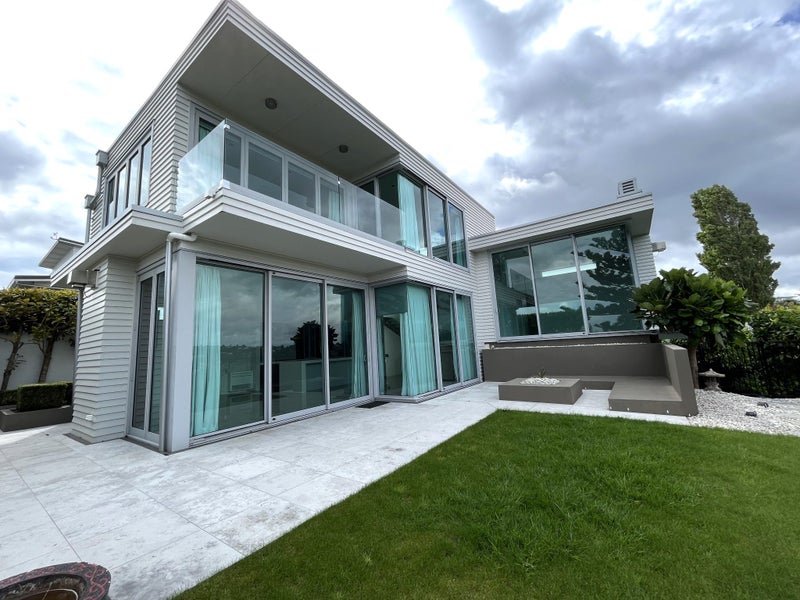 17A Puroto Street, Meadowbank, Auckland - Carousel 1