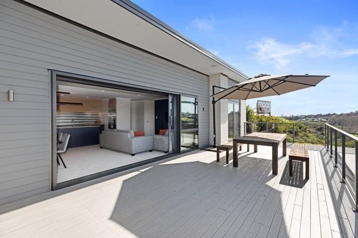 21 Hyforce Way, Bethlehem, Tauranga - Carousel 2