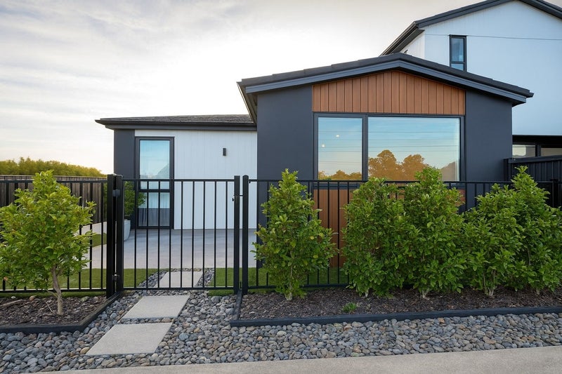 1 Awakeri Street, Kumeu - Carousel 1