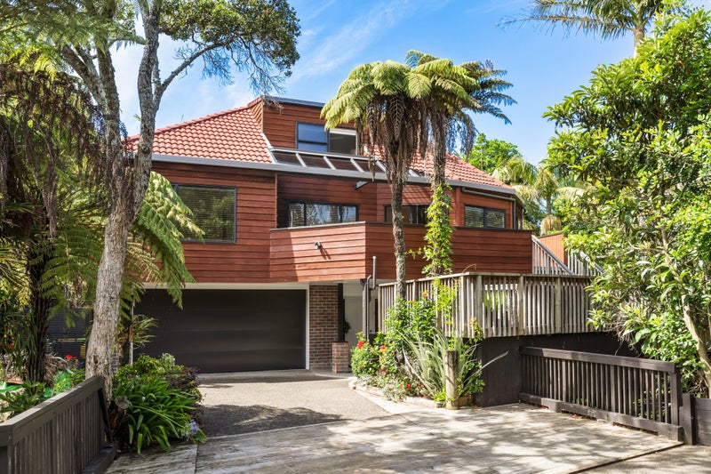 2/14 Hastings Road, Mairangi Bay, Auckland - Carousel 1