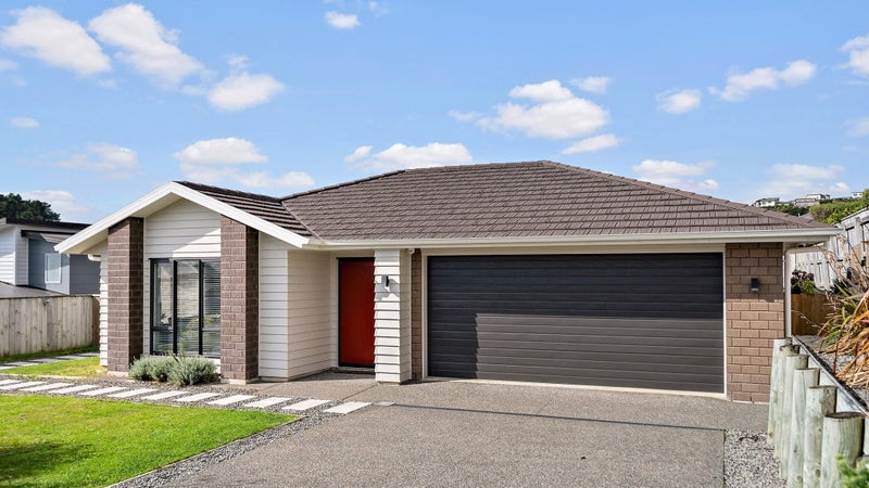 13 John Burke Drive, Aotea, Porirua - Carousel 1