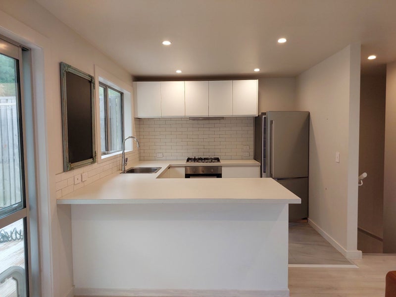 12B Rarangi Way, Owhiro Bay, Wellington - Carousel 1