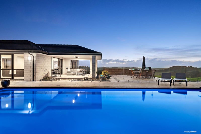 4 Donald Gavin WAY, Paerata, Pukekohe - Carousel 2