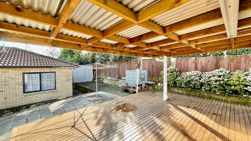 8 Sudan Avenue, Milford, Auckland - Carousel 22