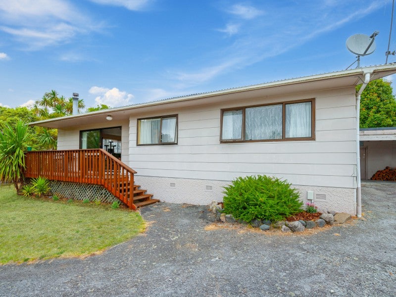 12 Ferney Place, Richmond Heights, Taupo - Carousel 1