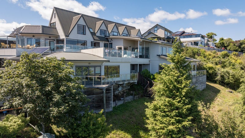 320 Princes Drive, Britannia Heights, Nelson - Carousel 21