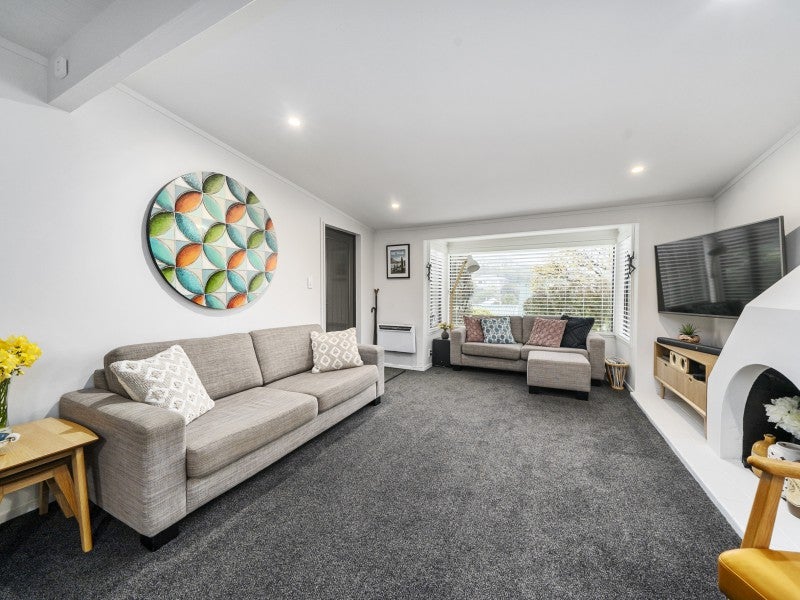 9/33 Halswater Drive, Churton Park, Wellington - Carousel 2