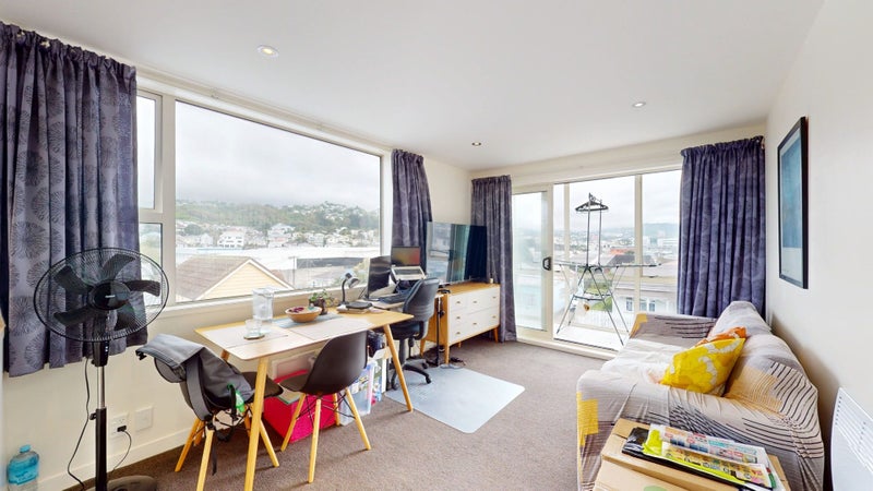 7/26 Normanby Street, Newtown, Wellington - Carousel 1
