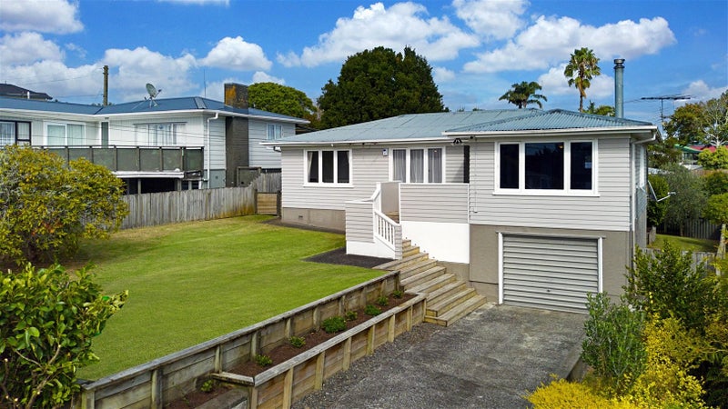 5 Trinidad Street, Blockhouse Bay, Auckland - Carousel 1