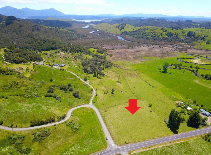 0 State Highway 12, Whirinaki - Carousel 1