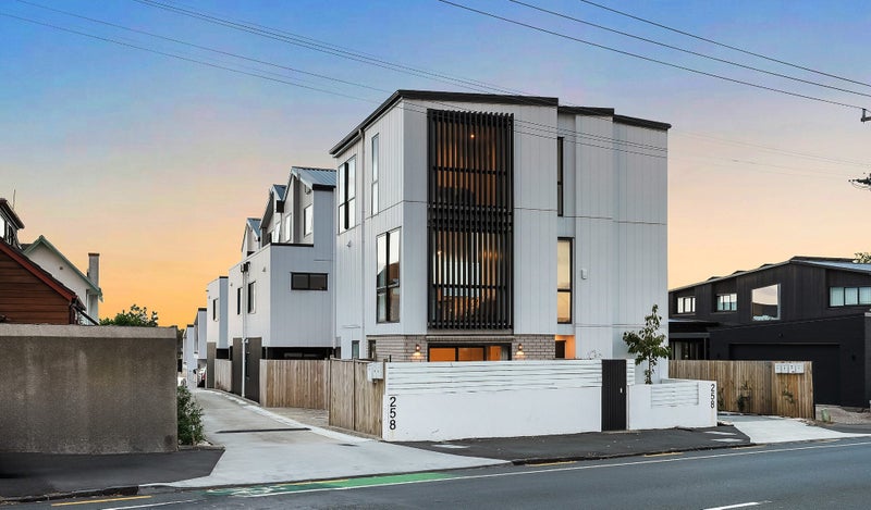 1/258 Lake Road, Hauraki, Auckland - Carousel 1