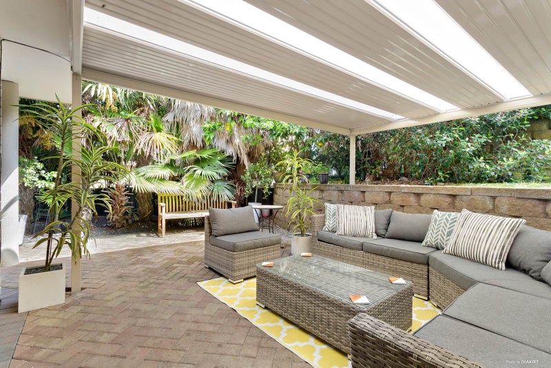 13 Crimson Park, Oteha, Auckland - Carousel 2