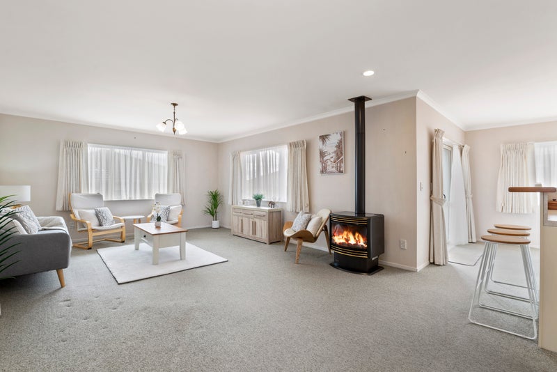 4A Stanley Drive, Lynmore, Rotorua - Carousel 2