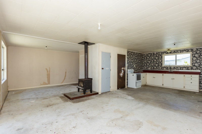 44 Gillies Crescent, Waimārama - Carousel 2