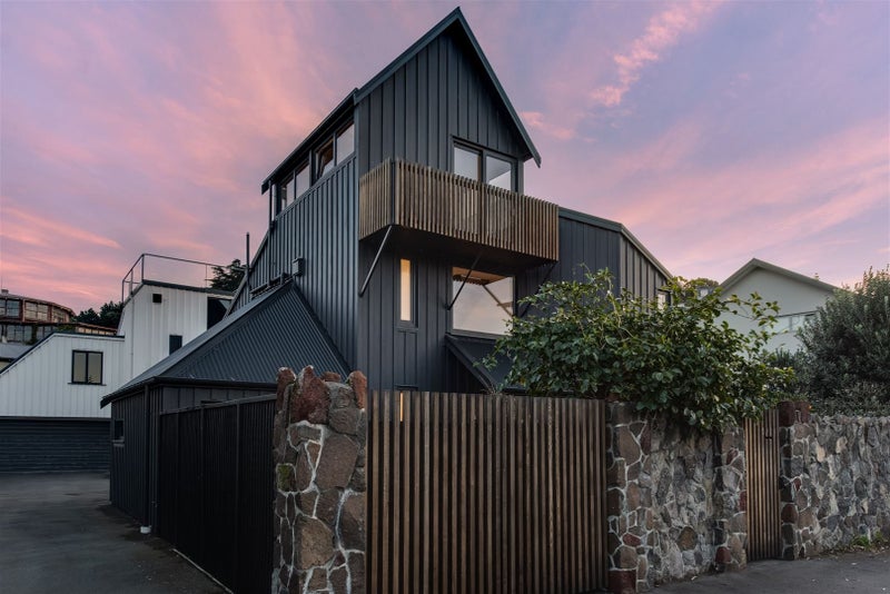 3/24 Marriner Street, Sumner, Christchurch - Carousel 2