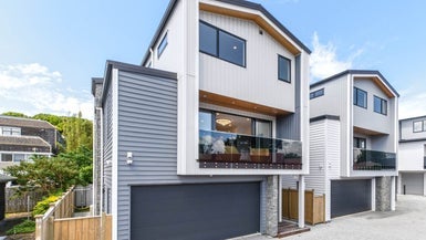 14A Dunkerron Avenue, Epsom, Auckland - Carousel 1