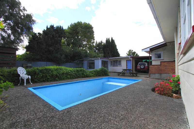 30 Rugby Street, Awapuni, Palmerston North - Carousel 19