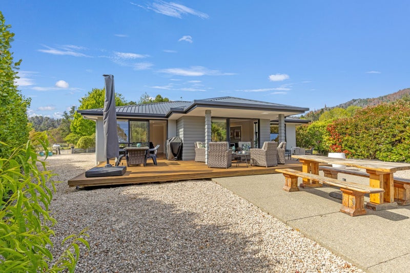 2 Kahu Close, Kaiteriteri, Motueka - Carousel 2