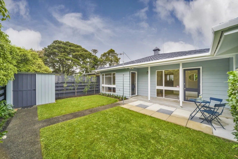 13B Colombo Street, Hokowhitu, Palmerston North - Carousel 8