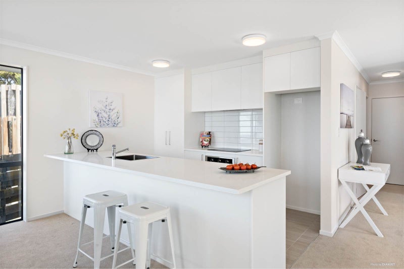 23B Glenview Road, Glen Eden, Auckland - Carousel 2