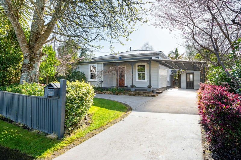 208 Nixon Street, Hamilton East, Hamilton - Carousel 25