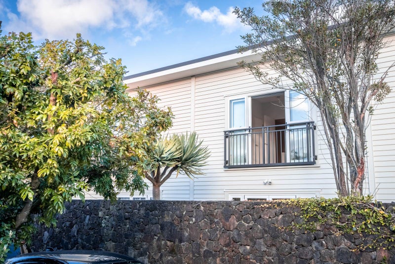 5/99 Mays Road, Te Papapa, Auckland - Carousel 1