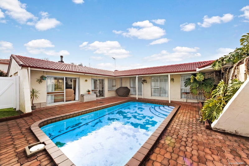 133 Te Atatu Road, Te Atatu South, Auckland - Carousel 2