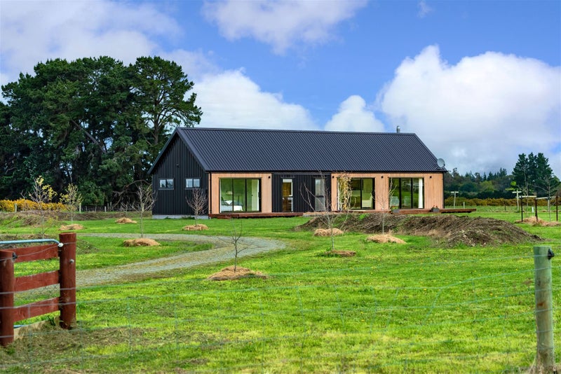 9 Greyfern Lane, Sefton, Amberley - Carousel 1