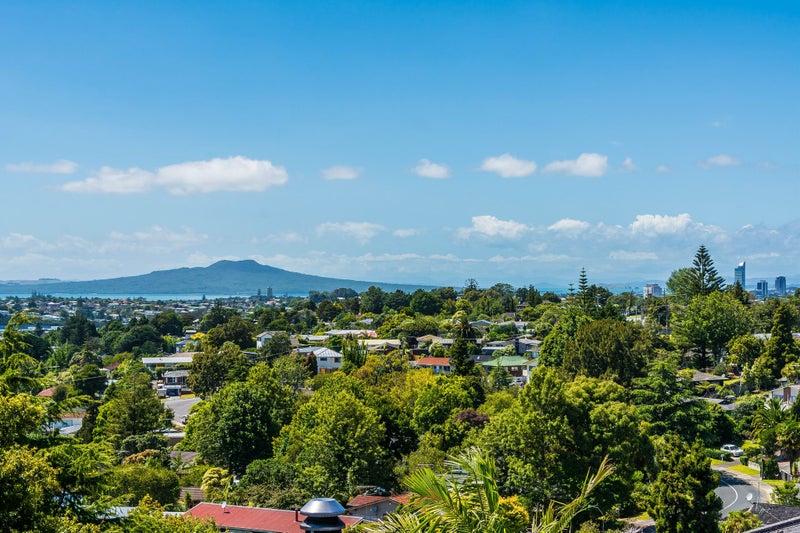 1/609 Glenfield Road, Tōtara Vale, Auckland - Carousel 10