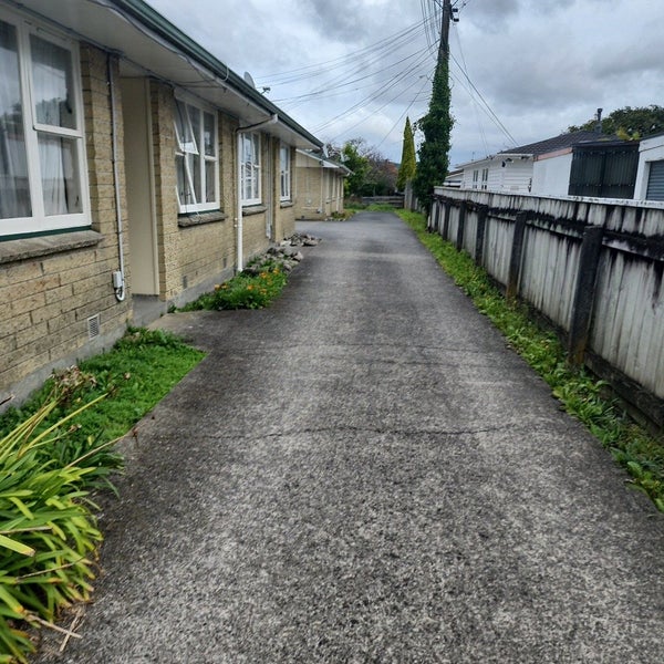 26 Liverpool Street, Trentham, Upper Hutt - Carousel 2