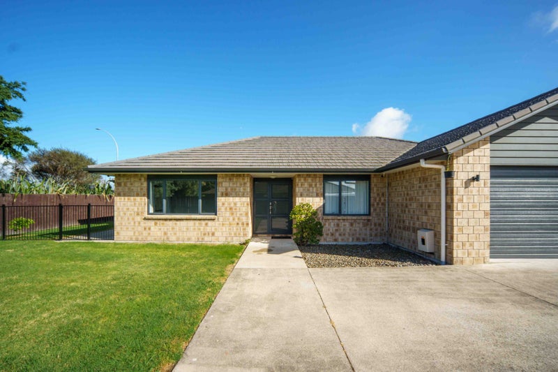 35 Whitney Place, Rototuna North, Hamilton - Carousel 1