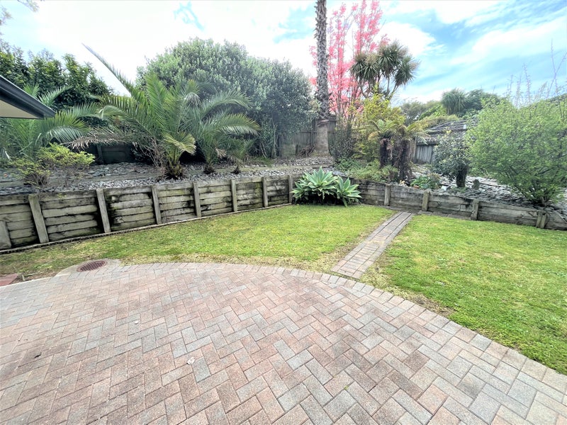 24 Stewart Gibson Place, Manurewa, Auckland - Carousel 11