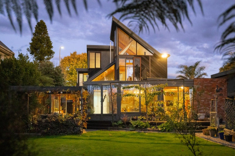 69B Te Awe Awe Street, Hokowhitu, Palmerston North - Carousel 1