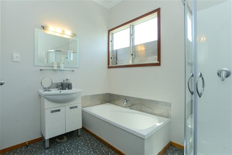 6 Latham Street, Napier South, Napier - Carousel 12