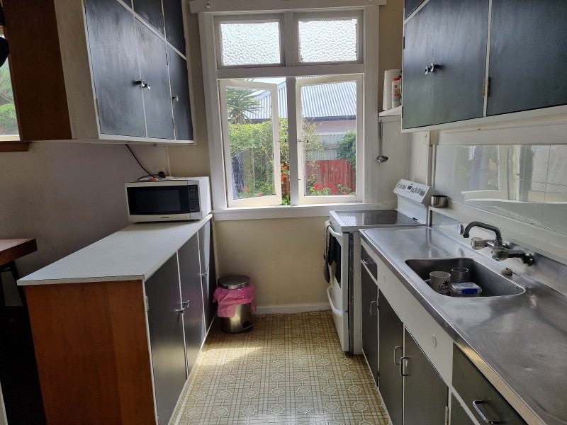 3 Robinson Street, Blaketown, Greymouth - Carousel 2