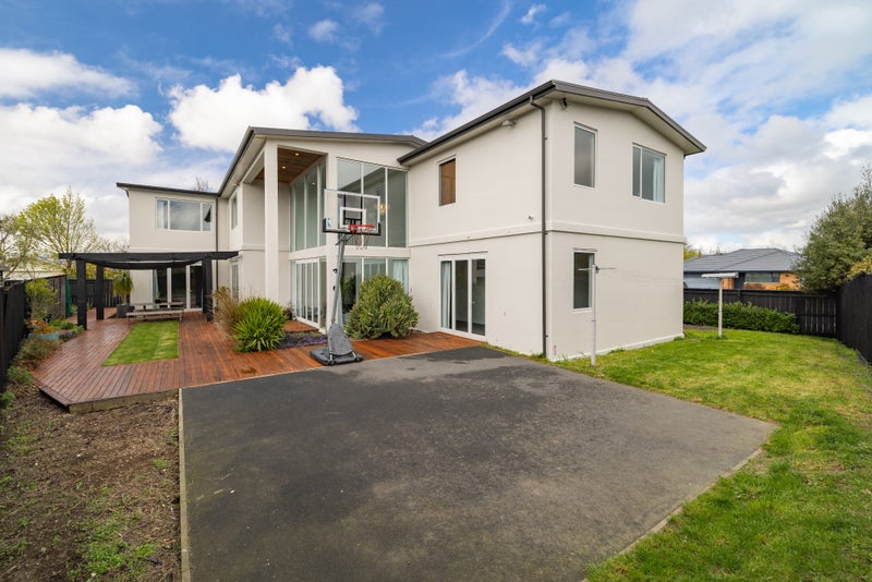 92 Bibiana Street, Aidanfield, Christchurch - Carousel 1